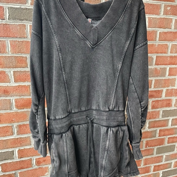 NWT Free People Movement|| Intercept Romper in Black Size Medium with pockets - Picture 3 of 10